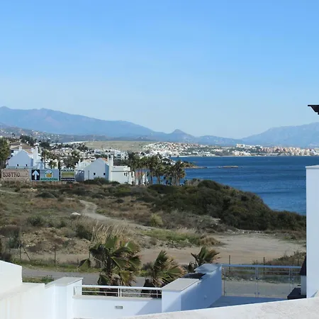 Beachfront Penthouse With Sea Views, Hot Tub, Bbq Apartment Casares